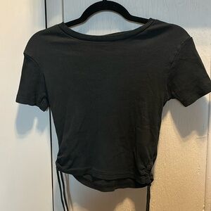 Black cropped shirt